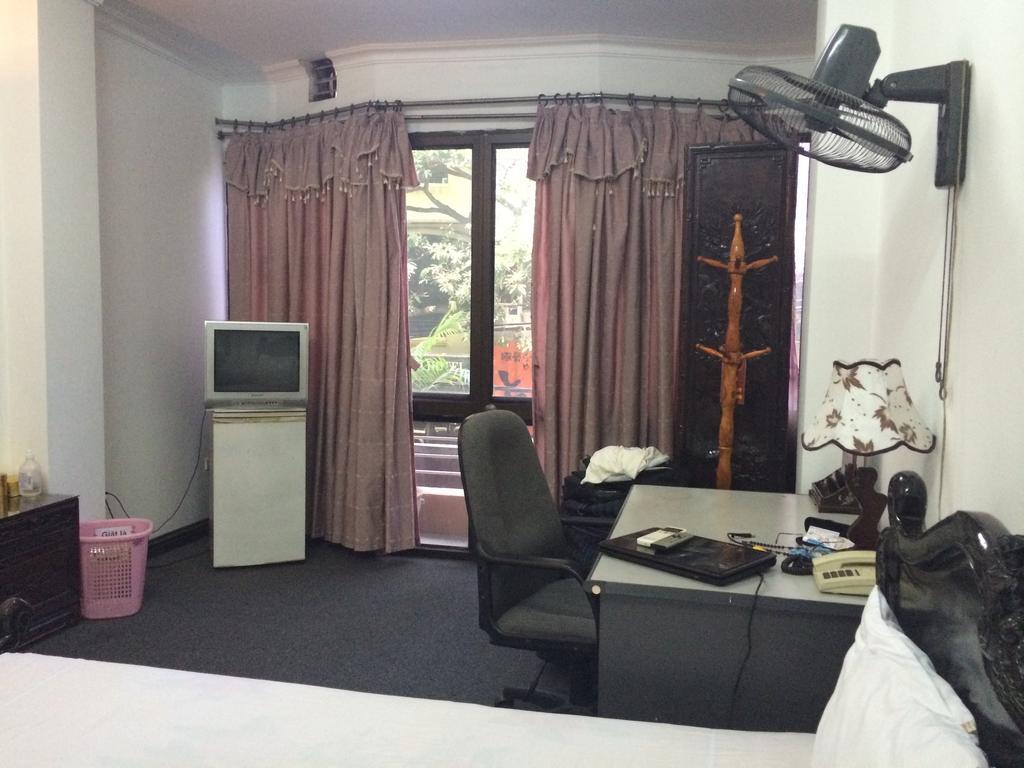 Ngoc Linh Hotel هانوي الغرفة الصورة
